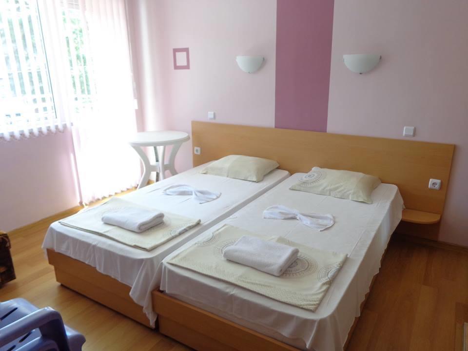 Guest Rooms Rusalka Kranevo Exteriör bild