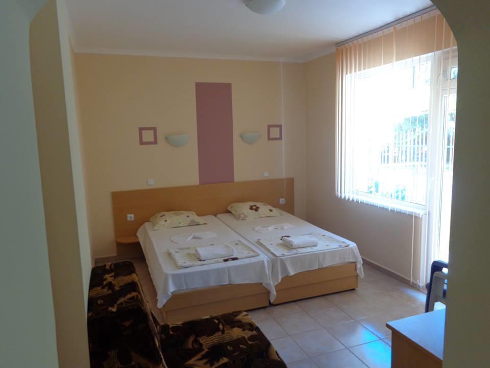 Guest Rooms Rusalka Kranevo Exteriör bild
