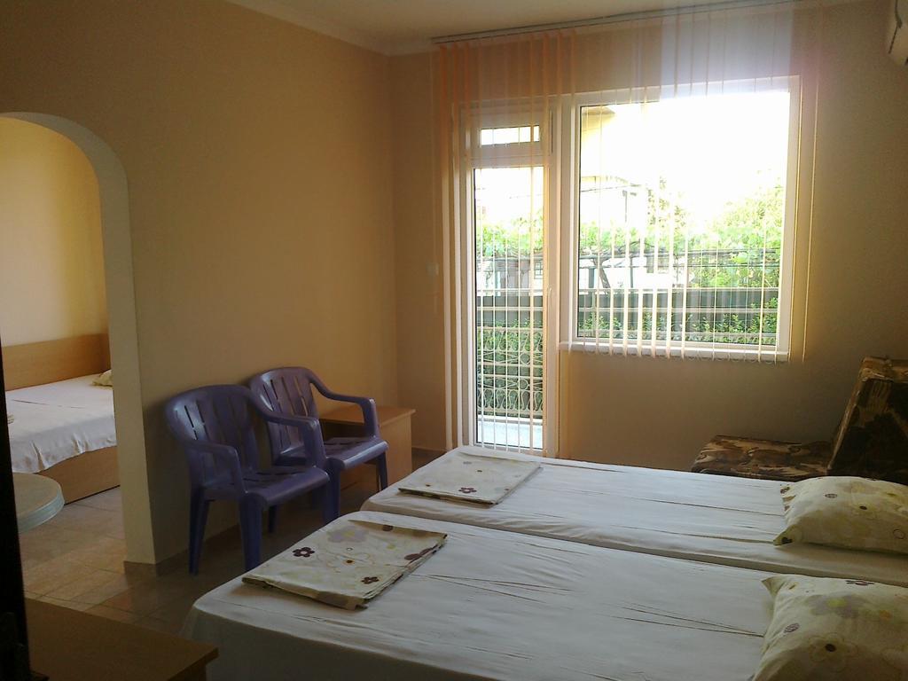 Guest Rooms Rusalka Kranevo Rum bild