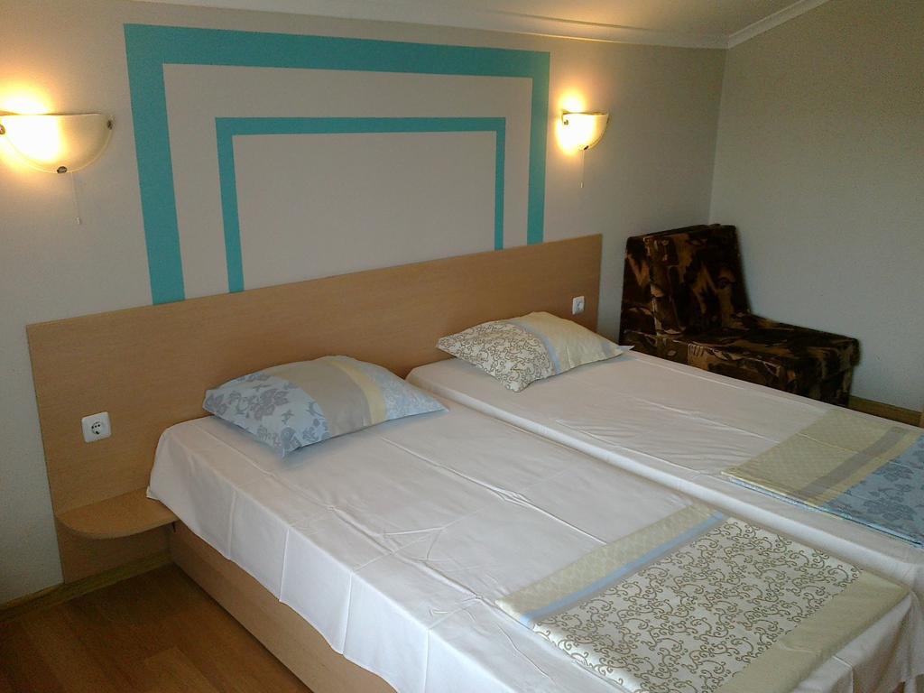 Guest Rooms Rusalka Kranevo Exteriör bild